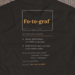 Druck-Nahaufnahme: Fotografen-T-Shirt «Fotograf – Wörterbuch» von hemmi.photo – Rückendruck