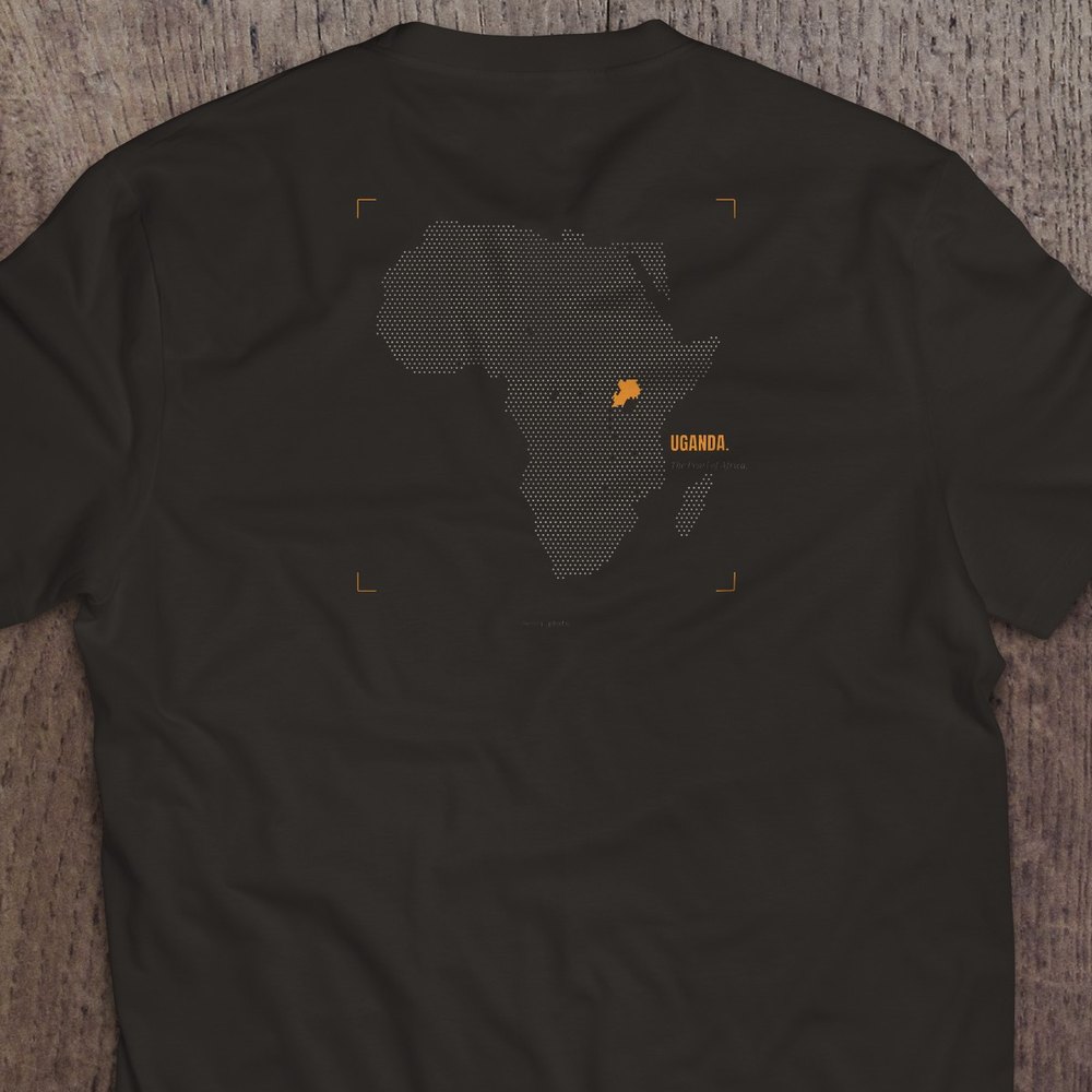 T-Shirt «Uganda – The Pearl of Africa» · Bordkarten-Edition – Rückendruck im Detail