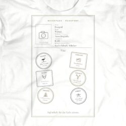 Druck-Nahaufnahme: Fotografen-T-Shirt «Reisepass» von hemmi.photo – Brustdruck